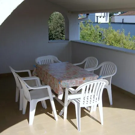 Apartment Apartments Romano Pjescana Uvala