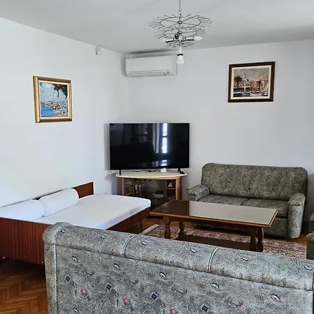 Apartments Romano Διαμέρισμα