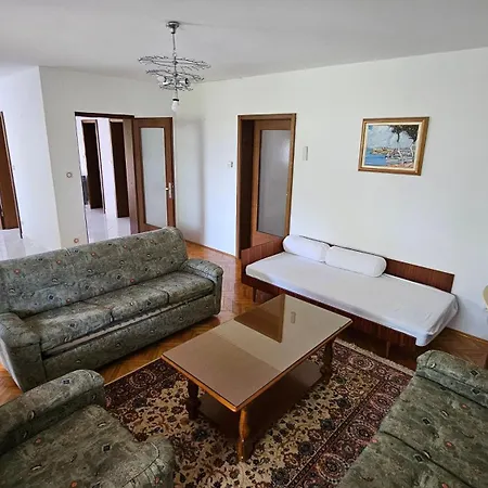 Apartments Romano Daire *