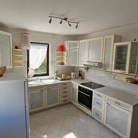 Apartments Romano *