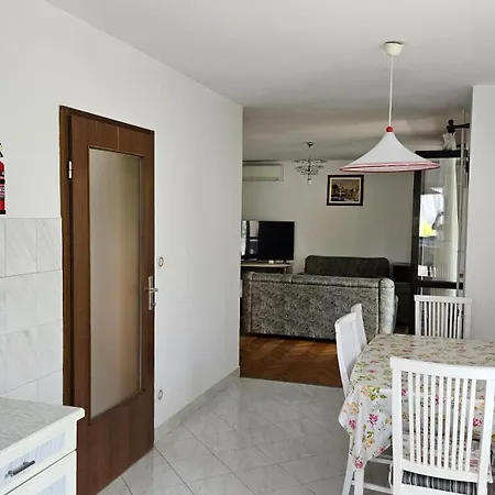 Apartments Romano Διαμέρισμα Pjescana Uvala