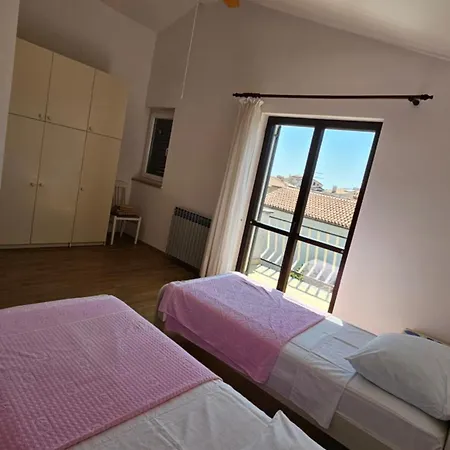 Apartments Romano * Pjescana Uvala