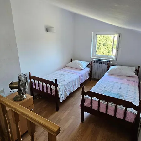 Apartments Romano Διαμέρισμα *